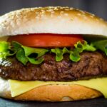 El origen desconocido de la hamburguesa